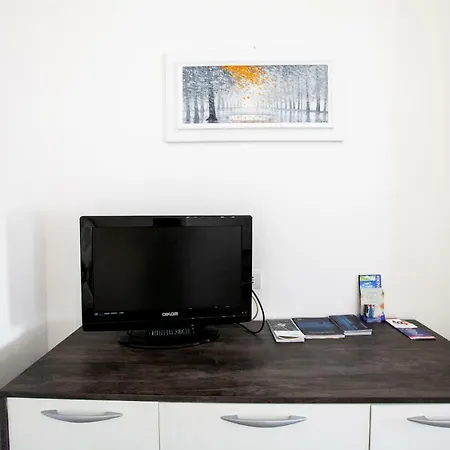 Benzi Lägenhet Como