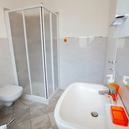 Lägenhet Benzi Como