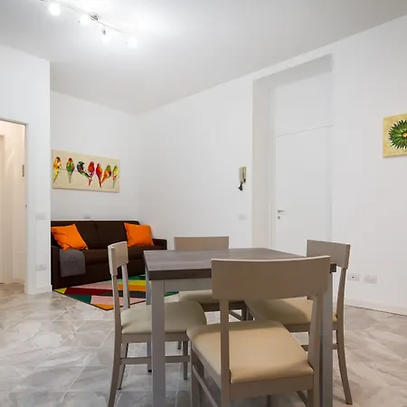 Lägenhet Benzi Como